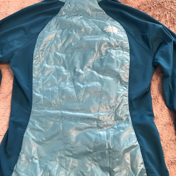 EUC! 🥰 North Face jacket M - Picture 8 of 8